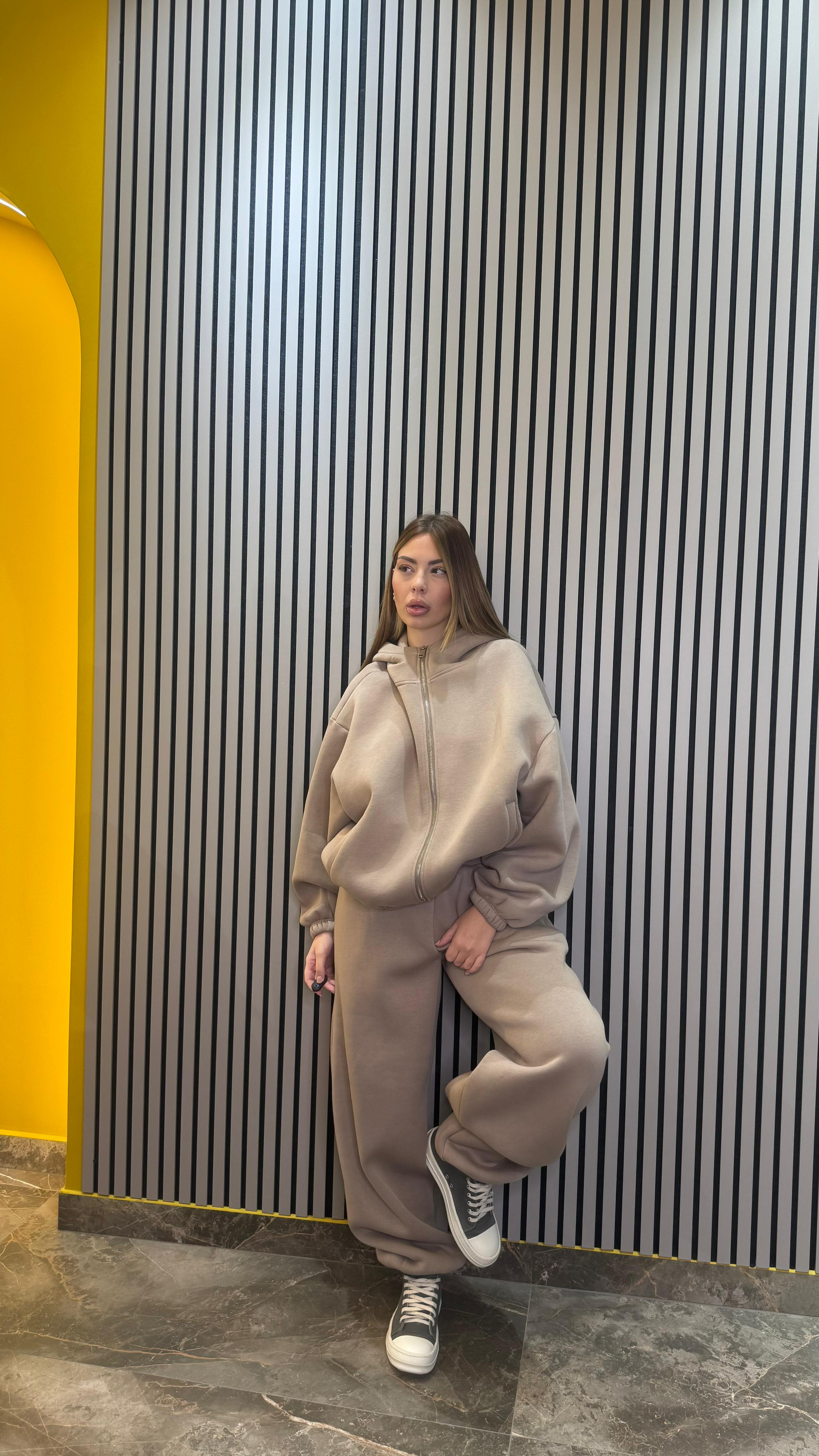 “TUTA JUST CAME”