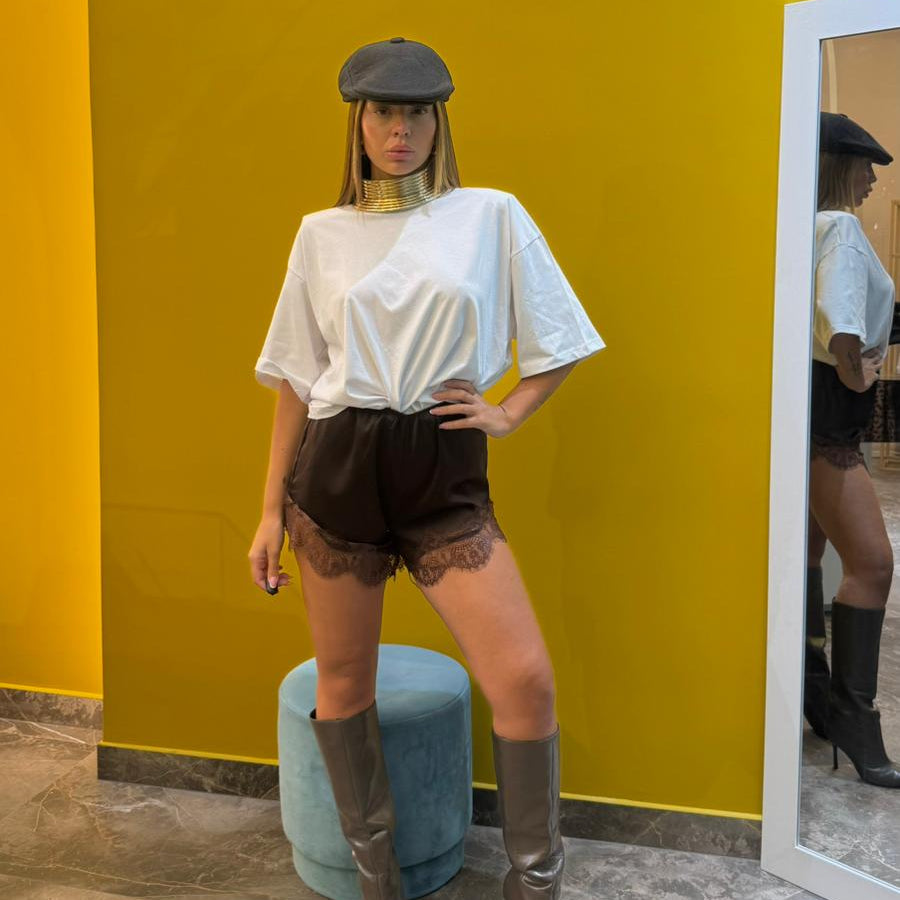 Shorts me